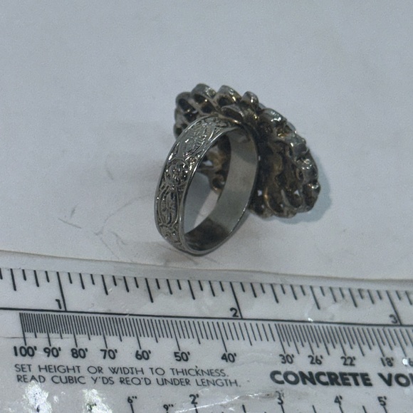 Adjustable Vintage Rhinestone Ring - Picture 3 of 3